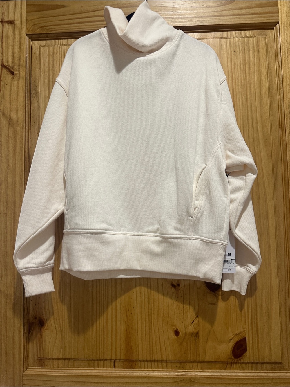 Alo hazy mock neck